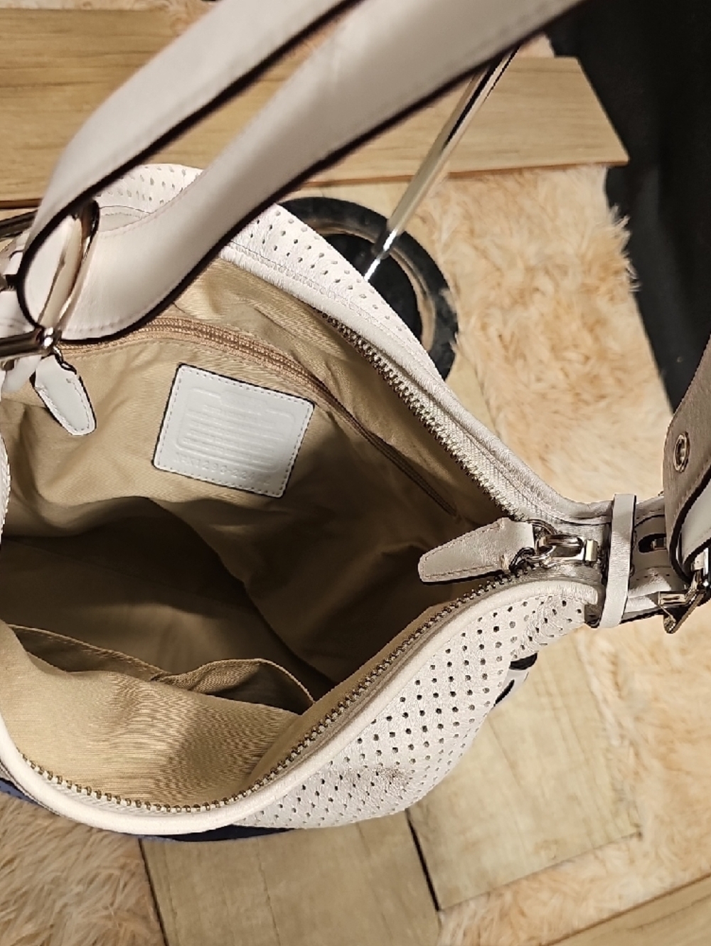 Coach three-Tone Perforated Leather Hobo in White, Navy & Light Blue - Picture 6 of 11